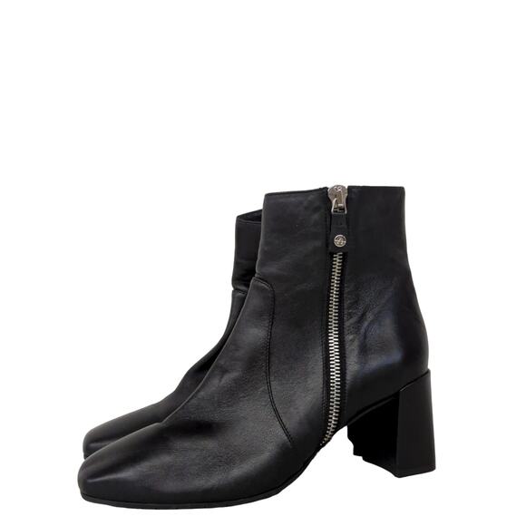 NEW Aquatalia heeled booties sz11 block heel solid black Luzio made in Italy - Picture 1 of 7